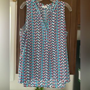 Crown and Ivy Rayon sleeveless blouse—sz L
